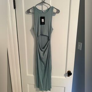 Fashion Nova - Chic Front Cut Out Sleeveless Dress in Teal - NWT